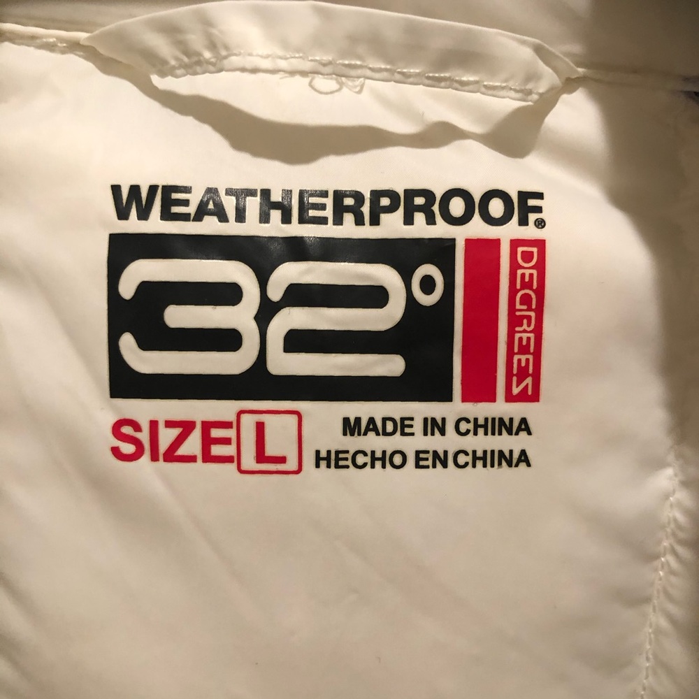 32 Degrees Weatherproof Jacket - Picture 4 of 8